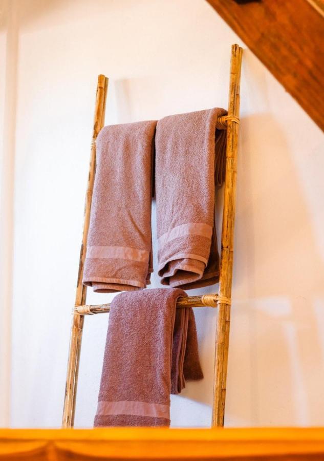 Pompon Hotel Pottuvil Kültér fotó